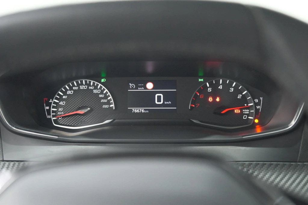 Peugeot 208 – foto 27