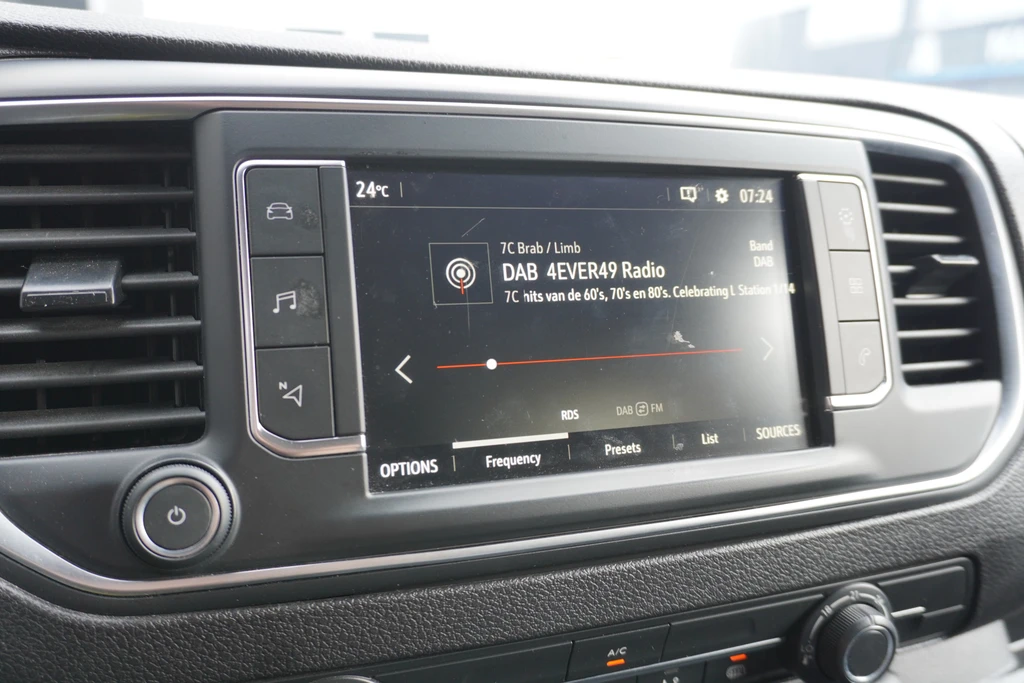 Opel Vivaro – foto 9