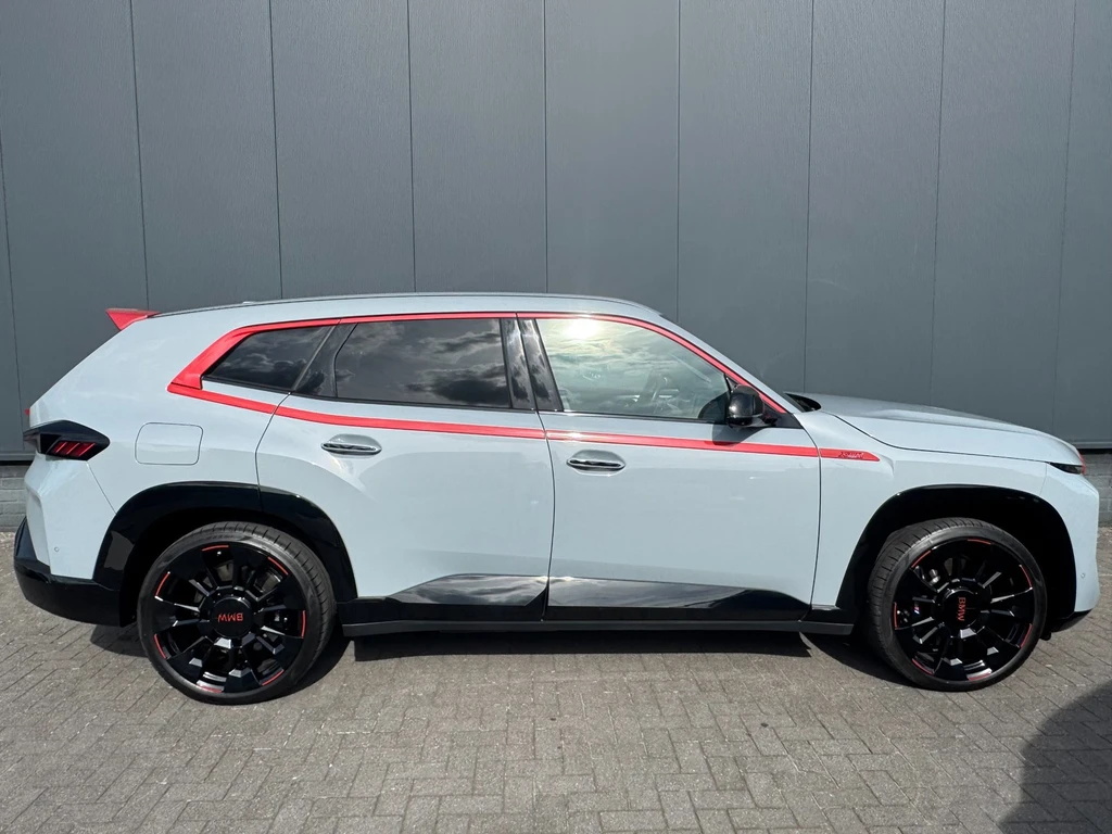 BMW XM – foto 8
