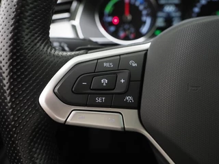 Volkswagen Passat – thumbnail 22