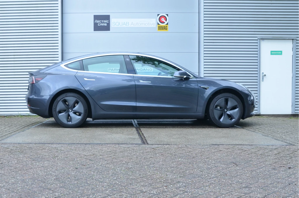 Tesla Model 3 – foto 4