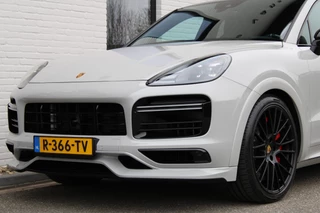 Porsche Cayenne – thumbnail 2