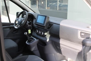 Renault Trafic – thumbnail 34