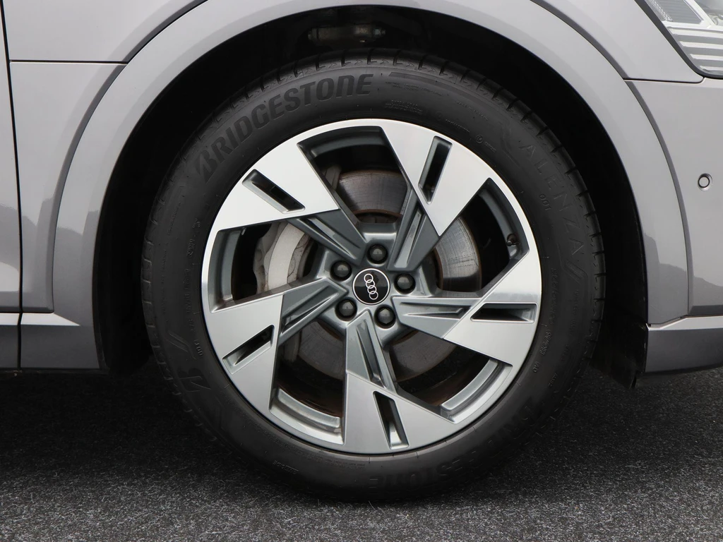 Audi e-tron – foto 16