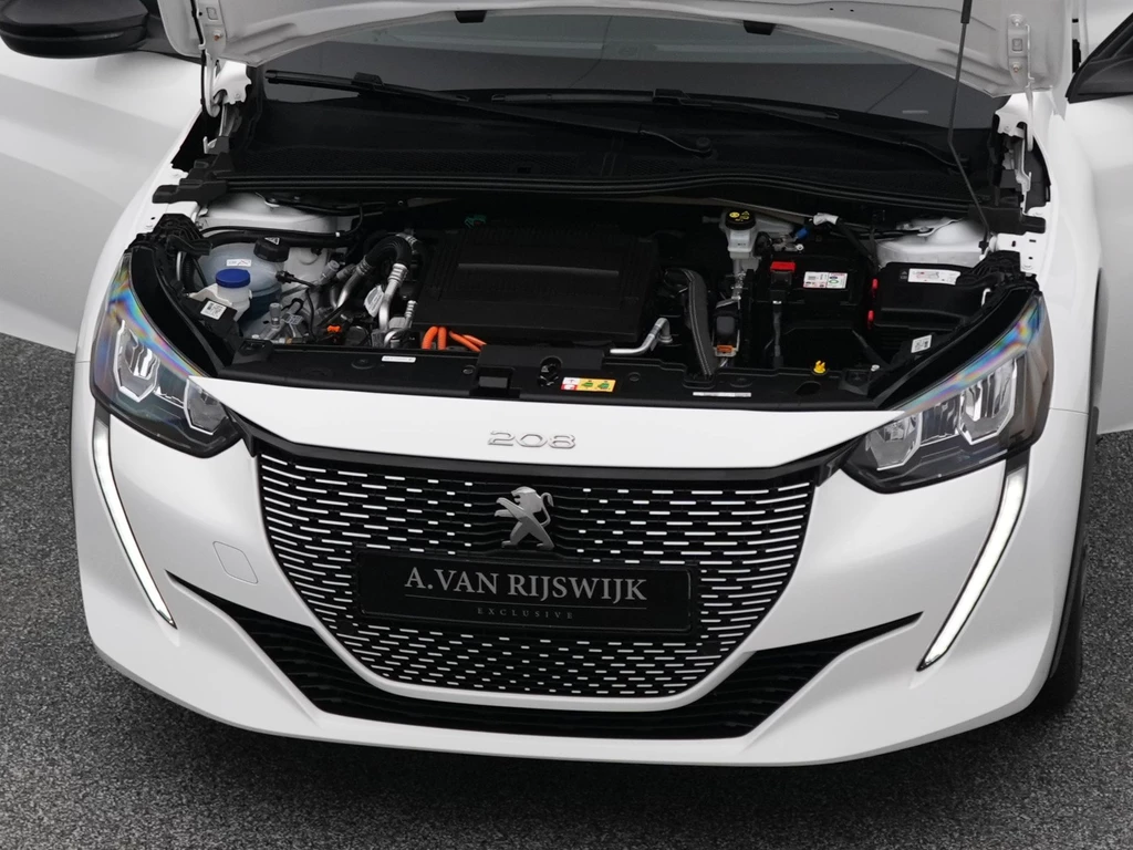 Peugeot e-208 – foto 34