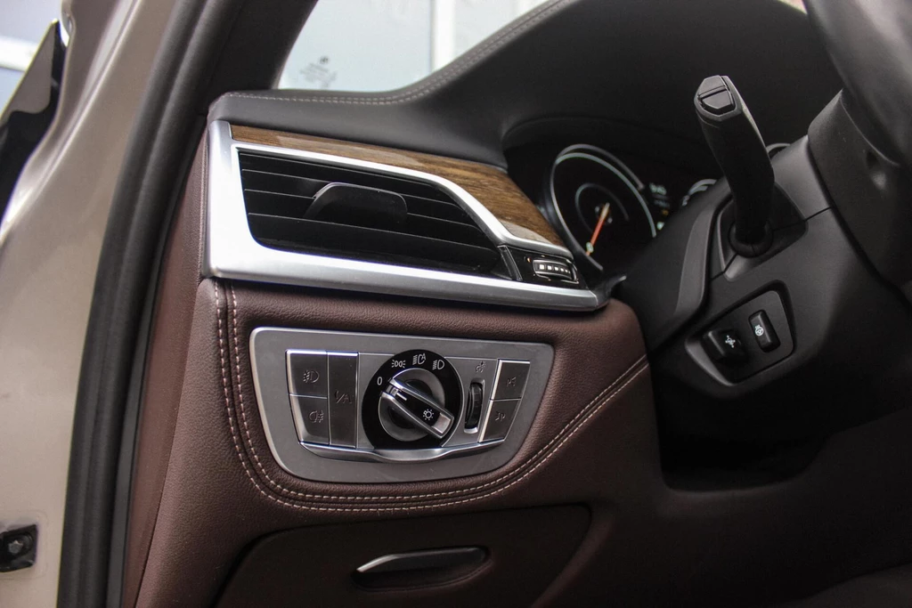 BMW 7 Serie – foto 52