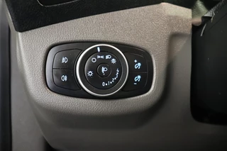 Ford Transit Connect – thumbnail 20