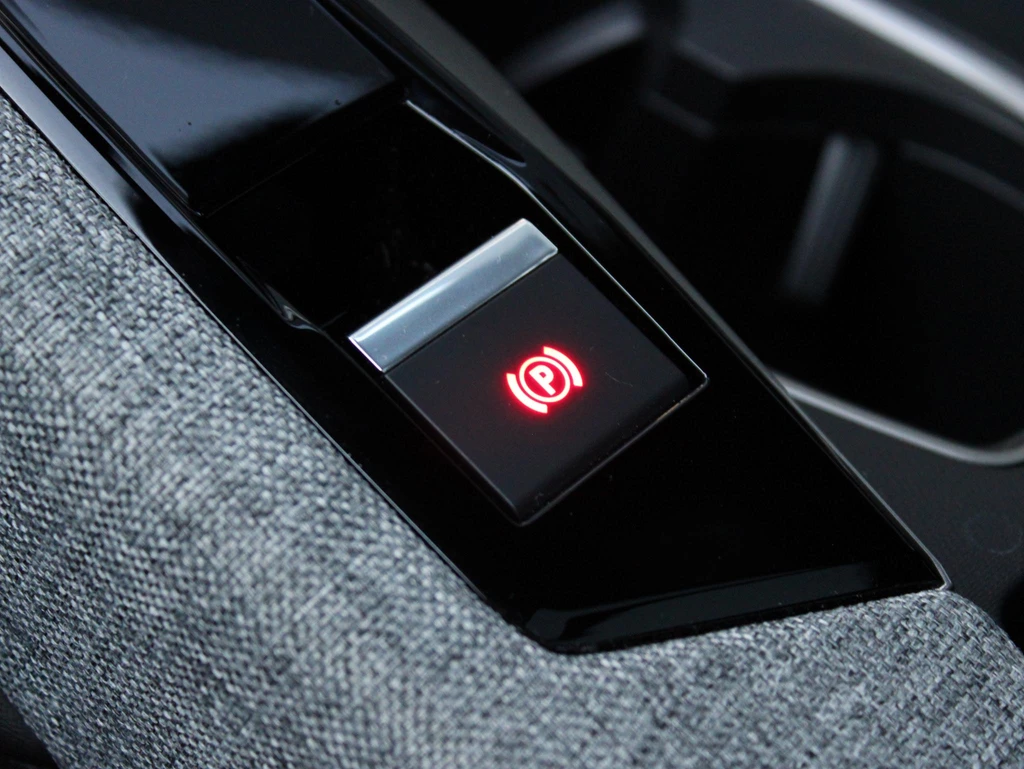 Peugeot e-3008 – foto 48