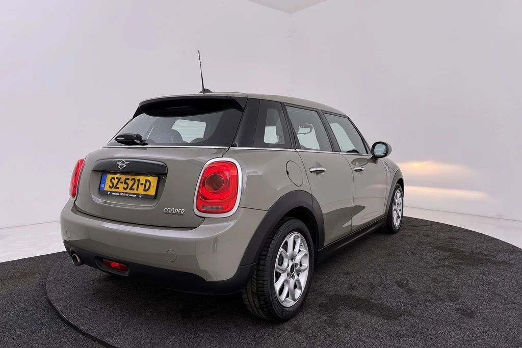 MINI 5-deurs – foto 9