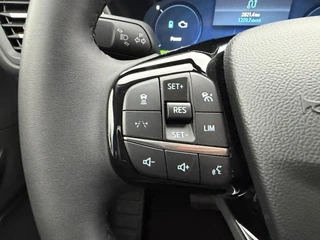 Ford Kuga – thumbnail 16