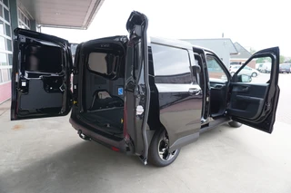 Ford E-Transit Courier – thumbnail 6