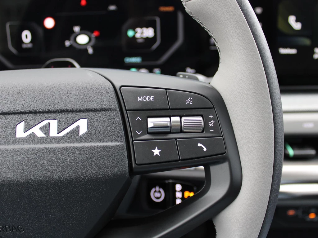 Kia EV4 – foto 21