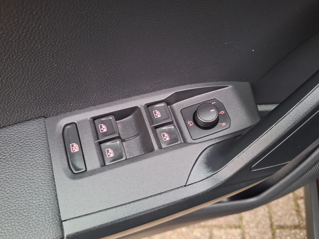 SEAT Arona – foto 22