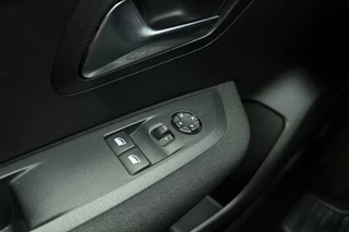 Peugeot 208 – thumbnail 18