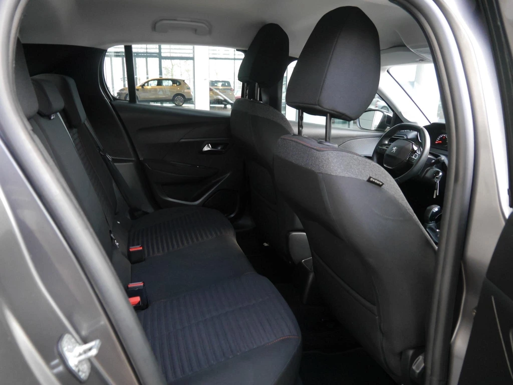 Peugeot 208 – foto 14