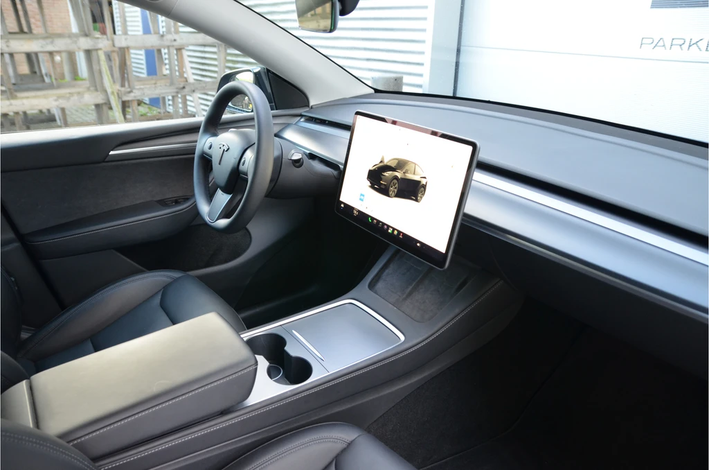 Tesla Model Y – foto 12