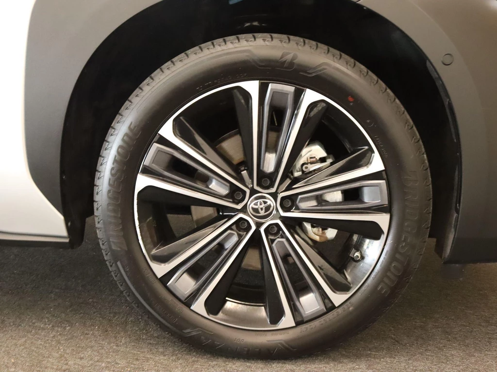 Toyota bZ4X – foto 12