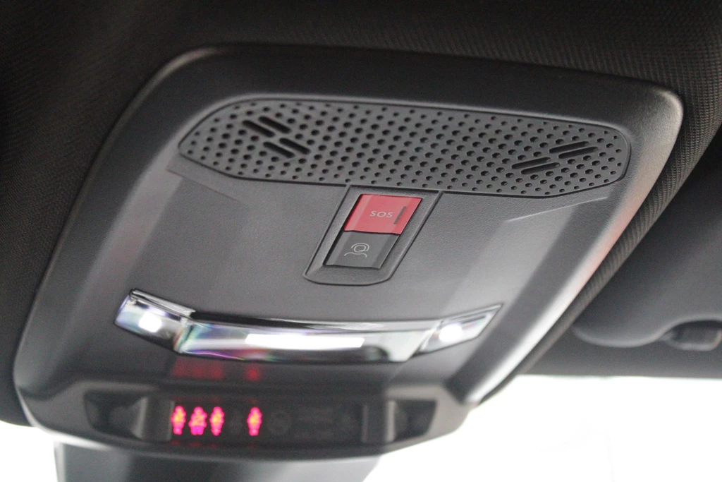 Peugeot 208 – foto 38