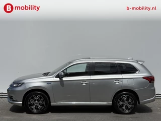 Mitsubishi Outlander – thumbnail 2