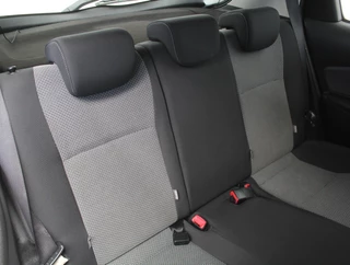 Toyota Yaris – thumbnail 47