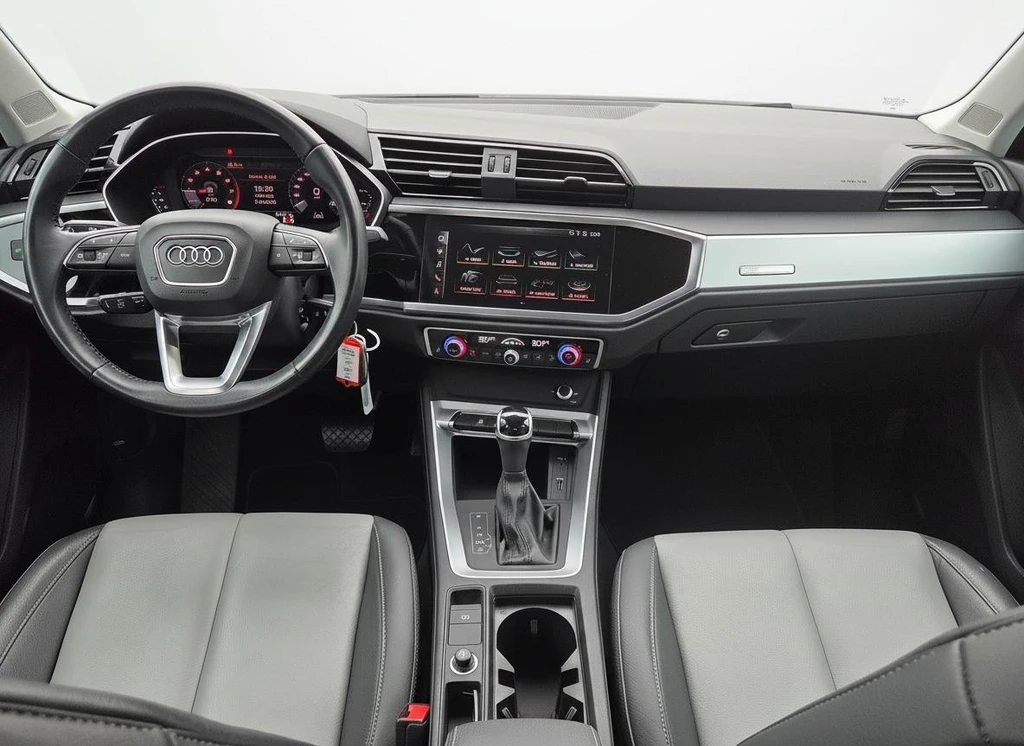 Audi Q3 – foto 11