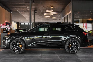 Audi e-tron – thumbnail 3