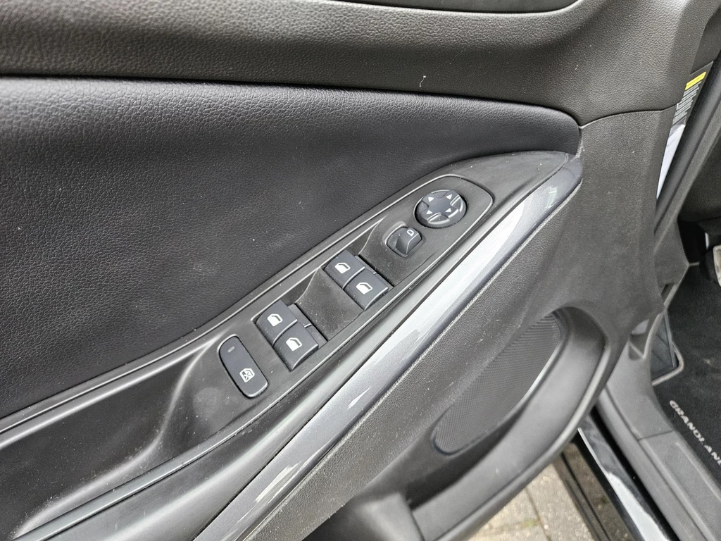 Opel Grandland X – foto 18