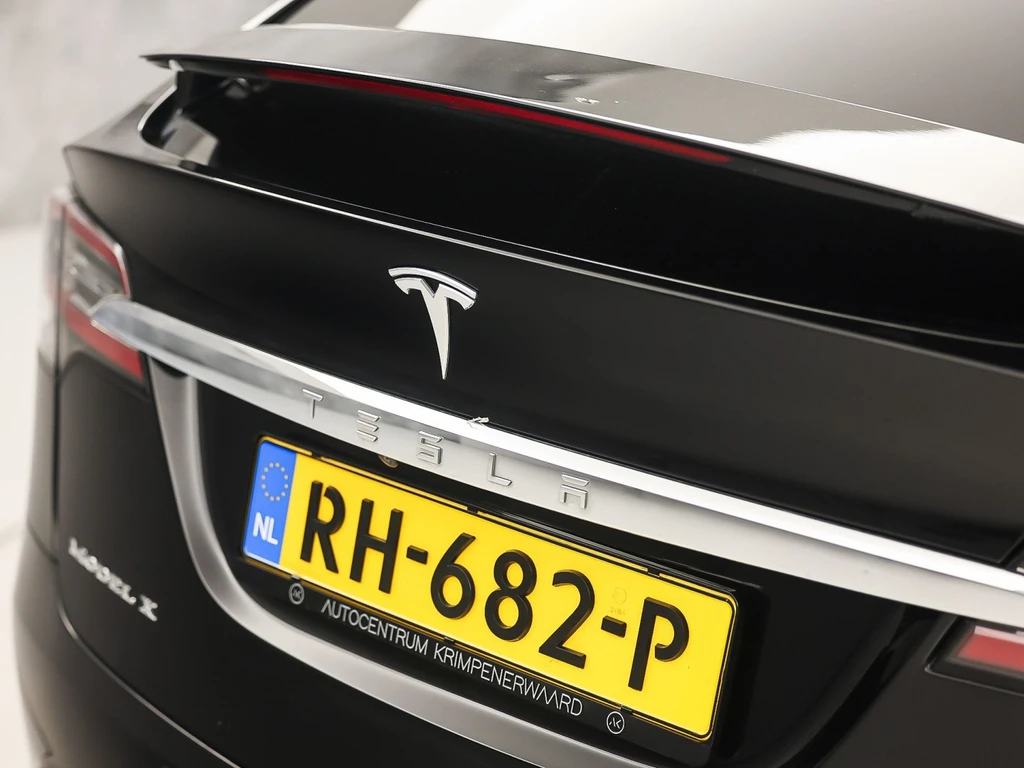 Tesla Model X – foto 27