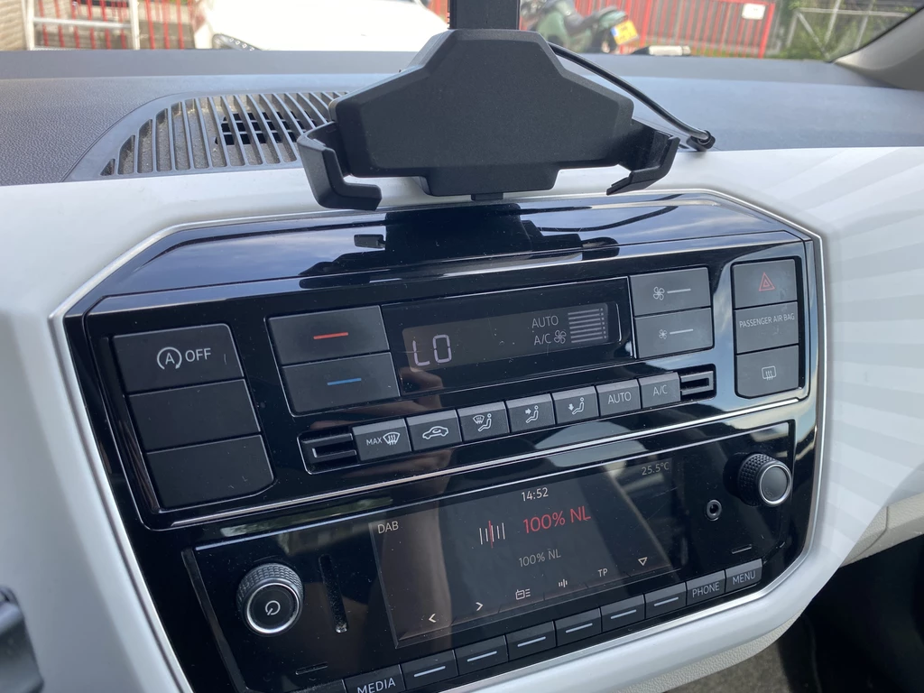 Volkswagen up! – foto 25