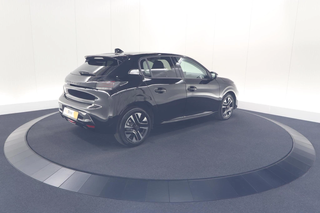 Peugeot 208 – foto 1