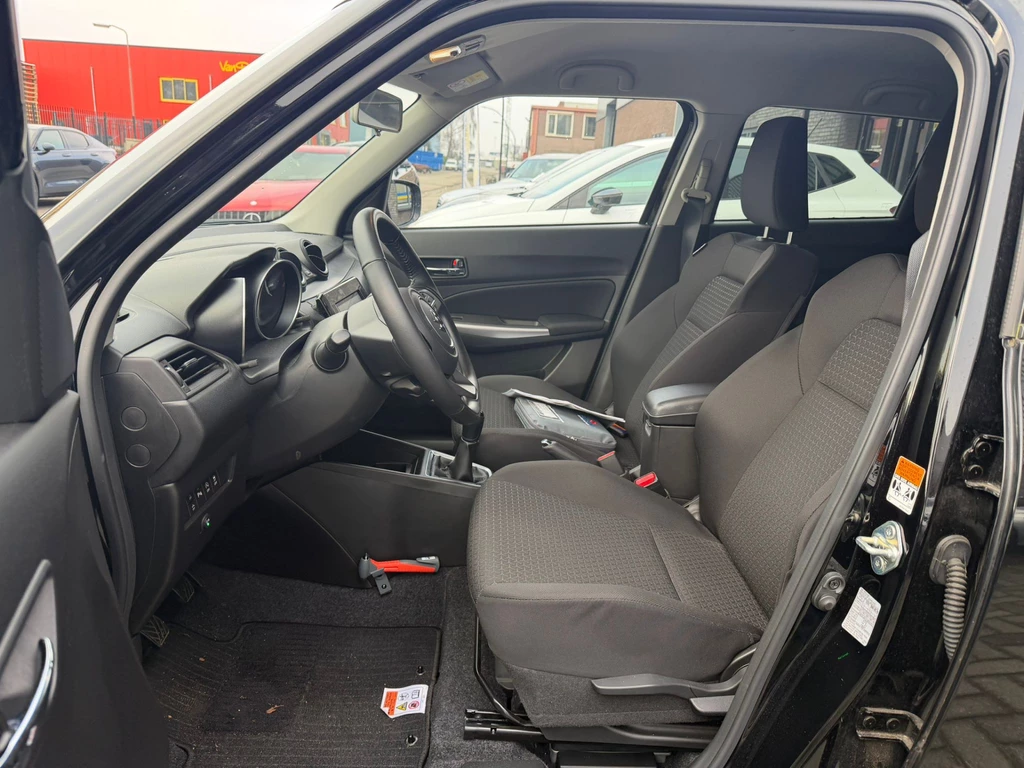 Suzuki Swift – foto 15