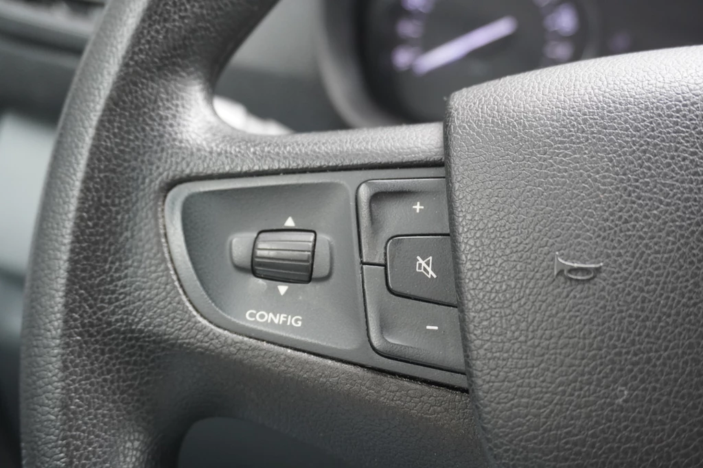 Opel Vivaro – foto 16