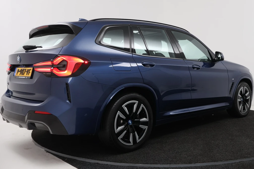 BMW iX3 – foto 5