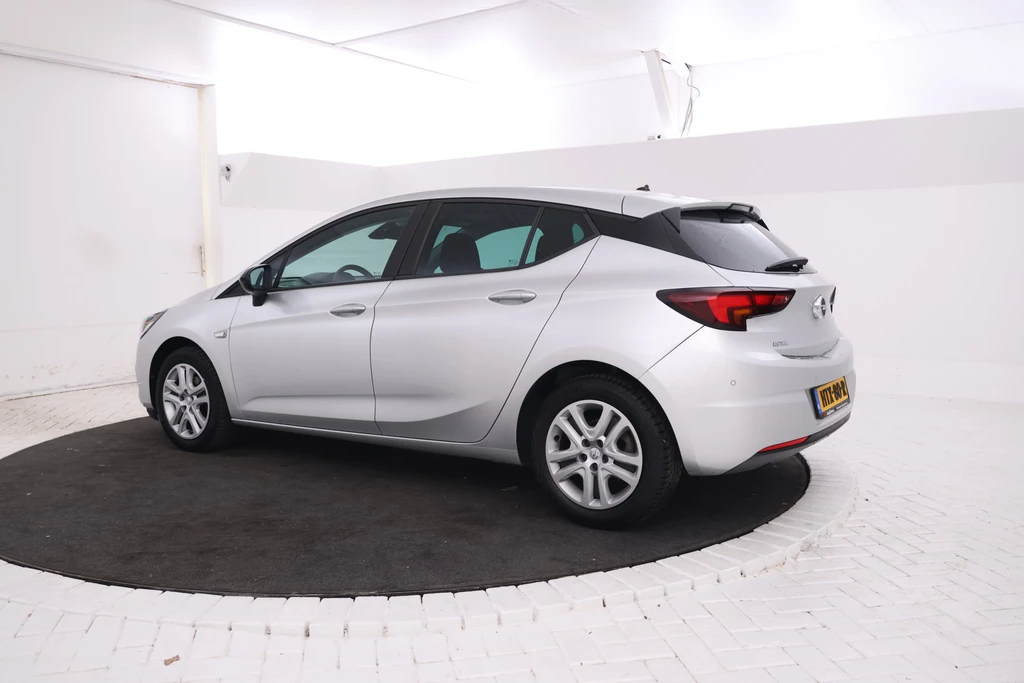 Opel Astra – foto 2