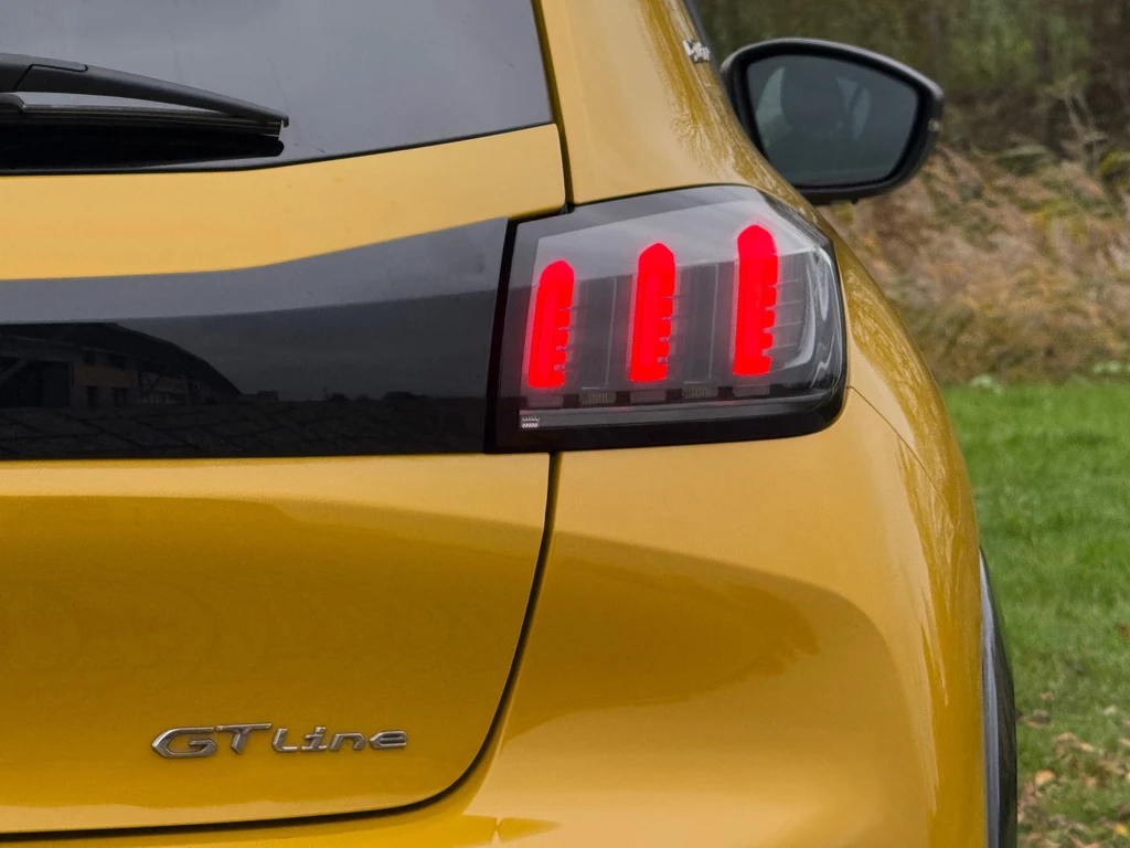 Peugeot 208 – foto 13