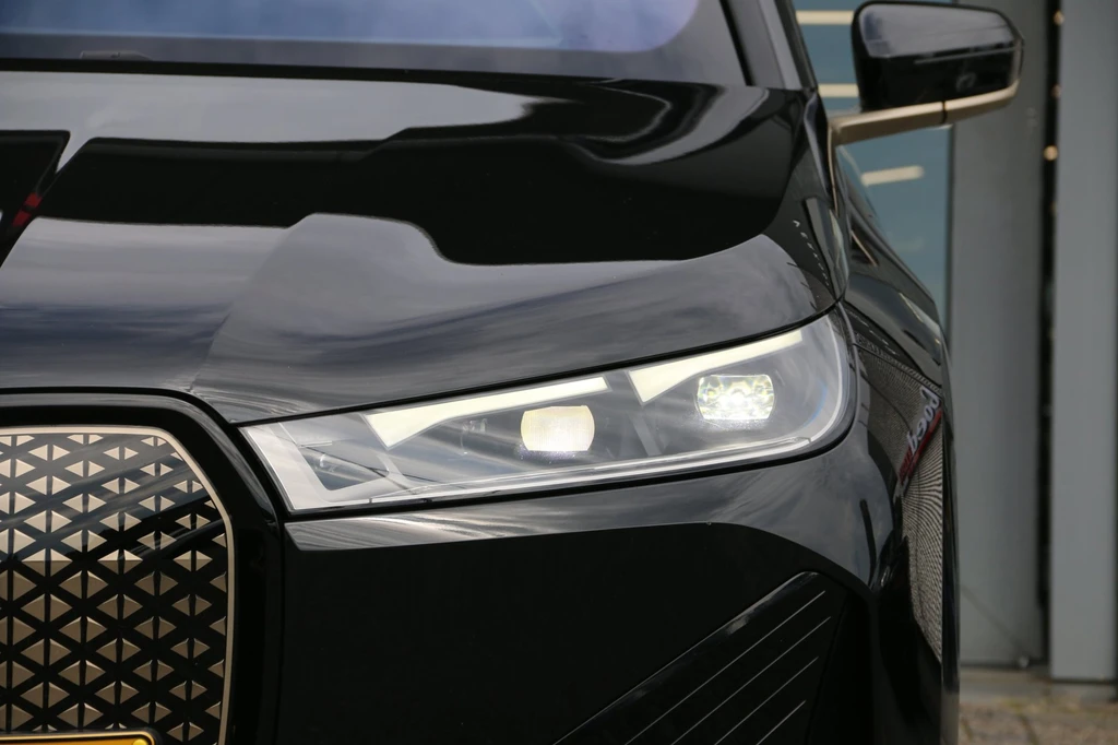 BMW iX – foto 5