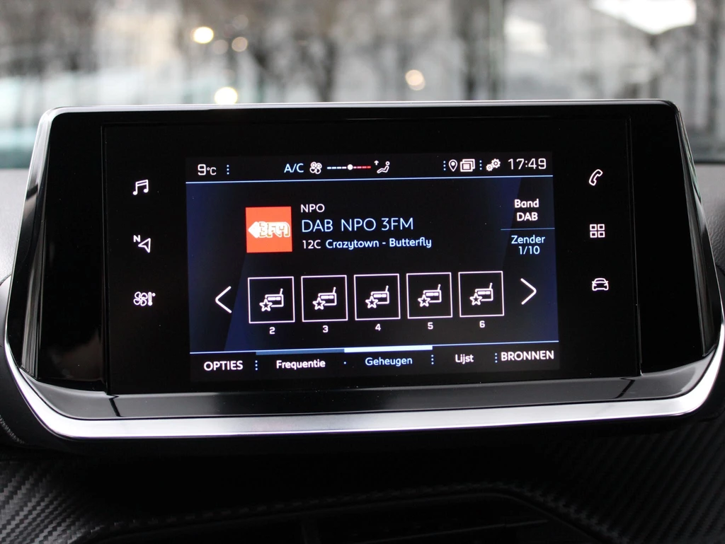 Peugeot 208 – foto 21