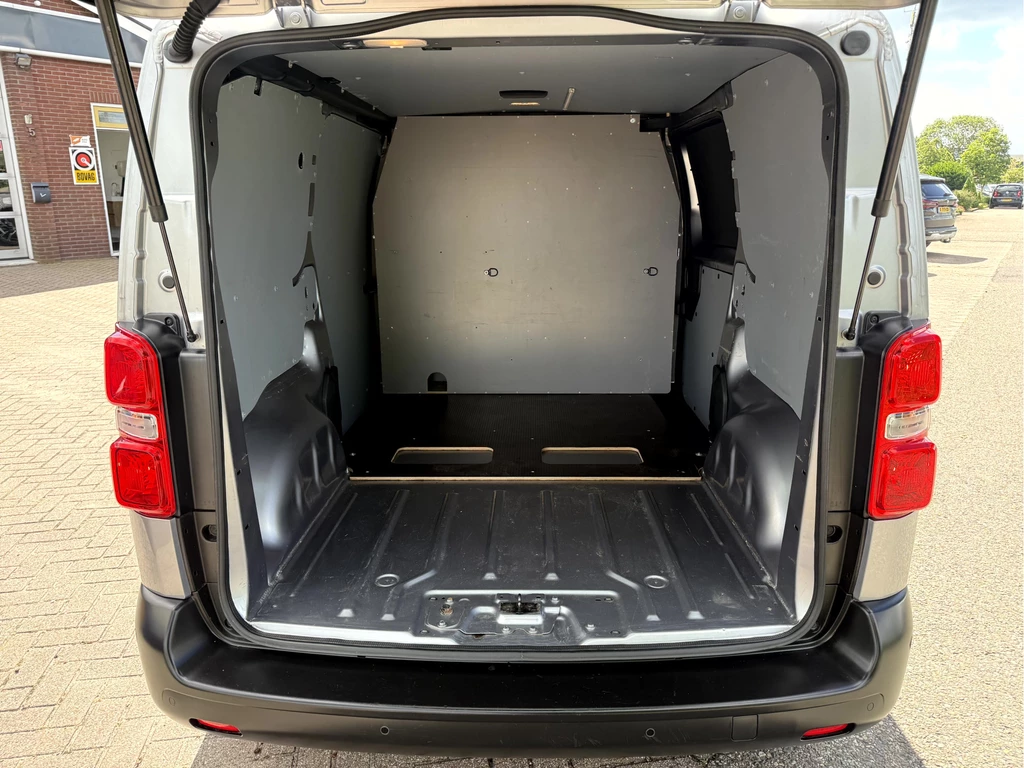 Opel Vivaro-e – foto 16