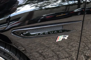 Jaguar XE – thumbnail 12