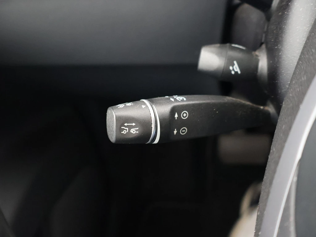Tesla Model X – foto 18