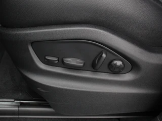 Porsche Cayenne – thumbnail 36
