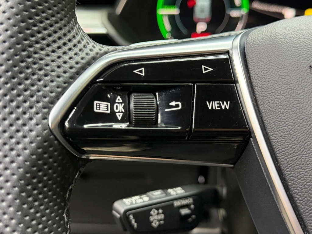 Audi Q8 e-tron – foto 15