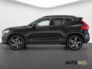 Volvo XC40 – thumbnail 2