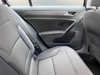 Volkswagen Golf – thumbnail 23