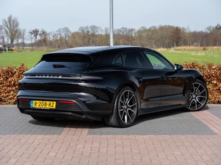 Porsche Taycan – thumbnail 14