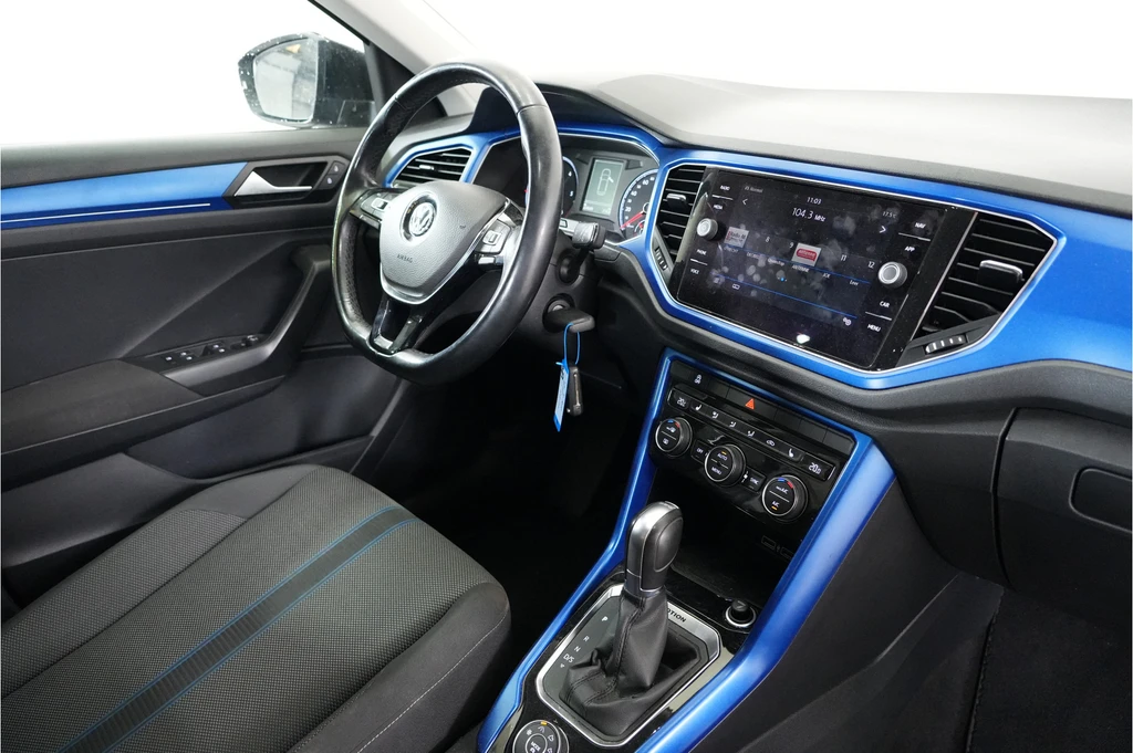 Volkswagen T-Roc – foto 14