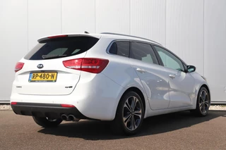 Kia cee'd – thumbnail 2