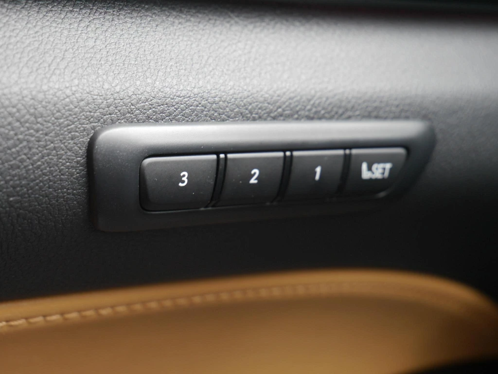 Lexus NX – foto 19