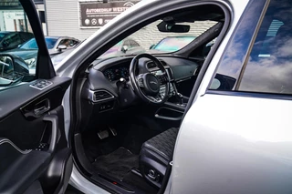 Jaguar F-PACE – thumbnail 42