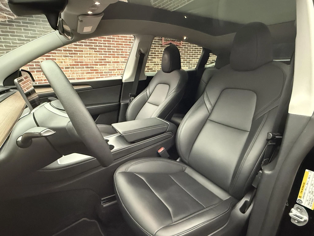 Tesla Model Y – foto 16